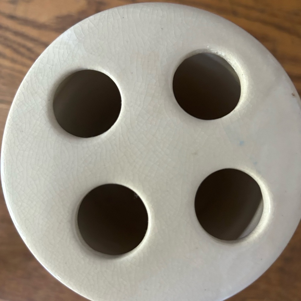 NWT Toothbrush Holder - Picture 4 of 8